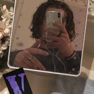 Meet your Posher, Adam